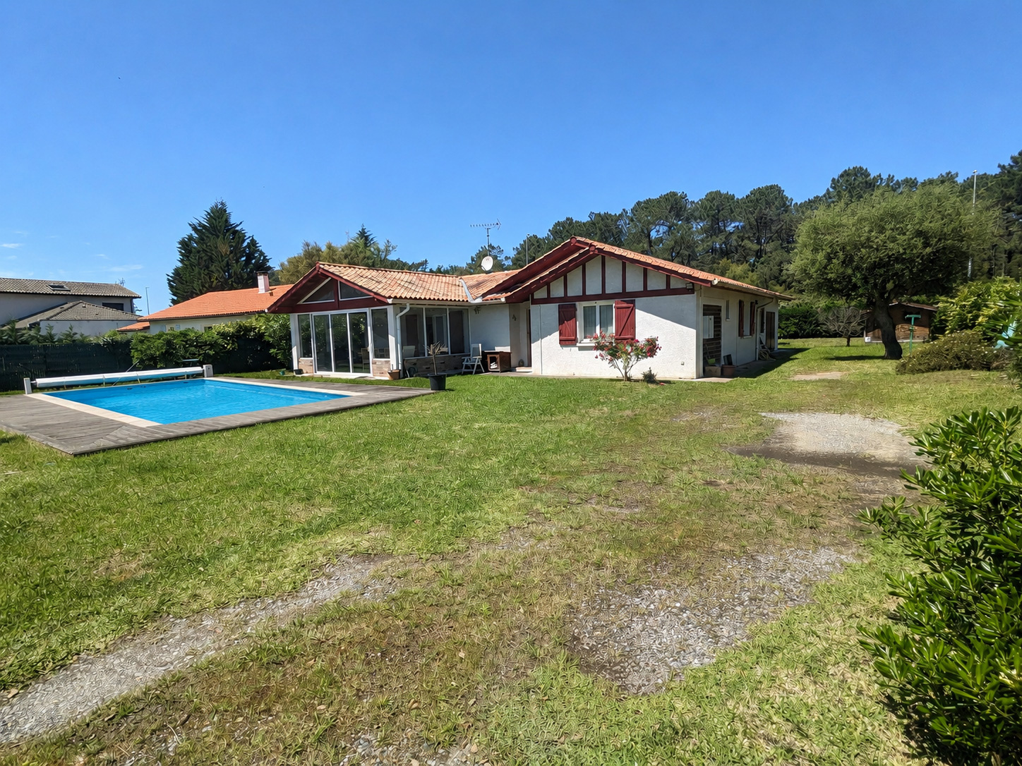 Tarnos plage - Maison de plain pieds avec garage et piscine